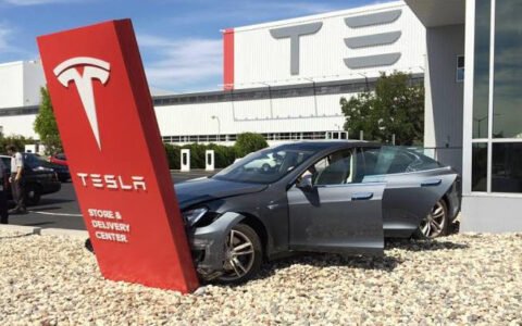 Justice Department reportedly investigating Tesla for securities and wire fraud