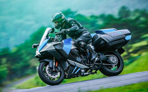 Kawasaki's groundbreaking hydrogen-powered Ninja makes public debut