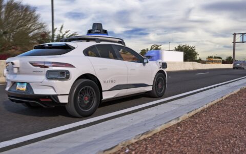 Waymo’s Driverless Cars Are Hitting the Highway Sans Safety Drivers in Arizona