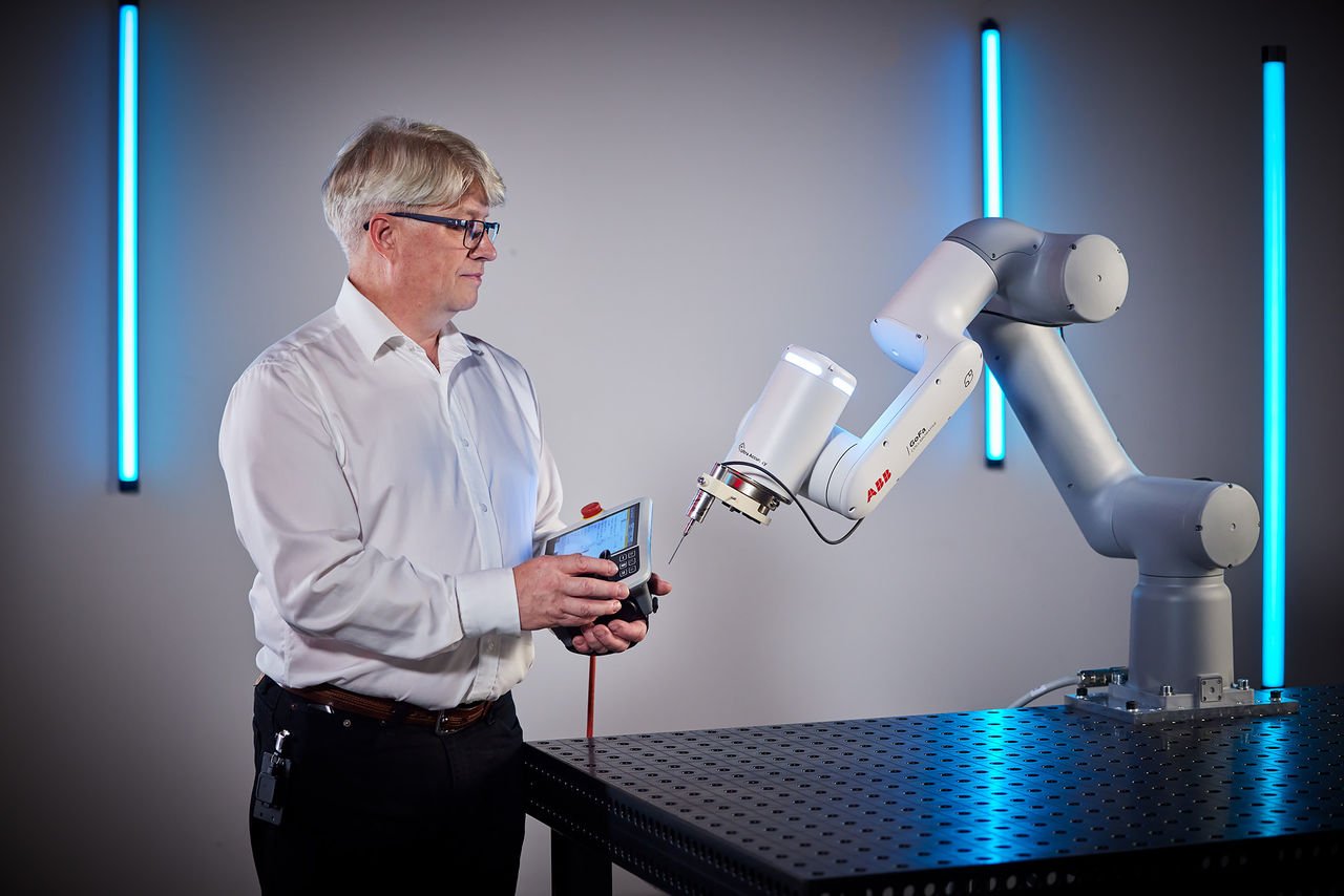 ABB launches groundbreaking Ultra Accuracy for GoFa cobots