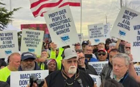 Biden urges USMX to ‘present a fair offer’ in port workers dispute as strikes begin