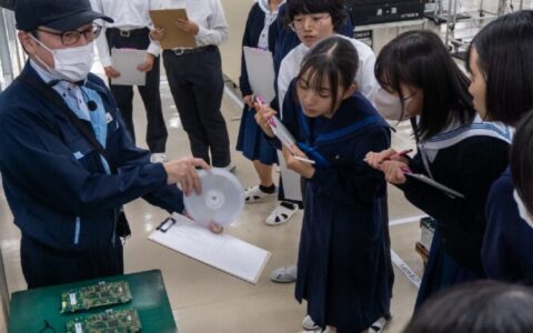 アドバンテック、福岡県・直方事業所で女子学生と一緒に「働く」を考えるイベント実施