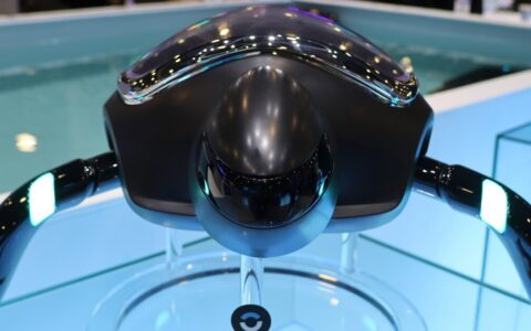 Robotic sea turtle could soon be swimming in an ocean near you