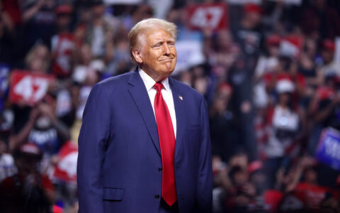 Trump signs executive order to prevent censorship of online platforms