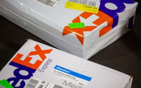 Economic Red Flags Pile Up With Nike, FedEx Warning on Outlook