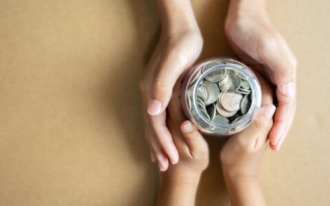 Top Digital Tools for Managing a Hybrid Workforce in the Automation Industry