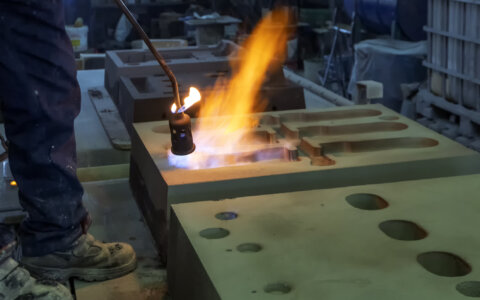 Robot Casting: How Robots Are Transforming the Metal Casting Industry