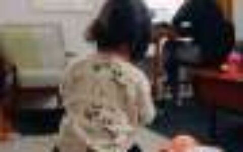 Mothers who work from home earn 10% more, study shows