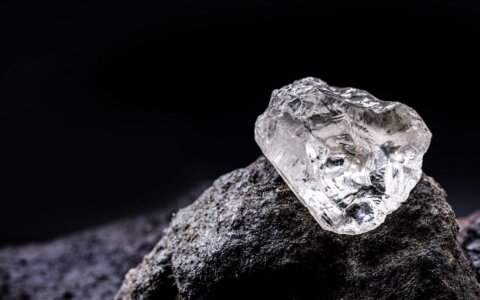 Angola seeks to purchase Anglo American’s 85% stake in De Beers 