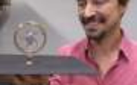 Stirling engine generates mechanical power by linking Earth's warmth to space