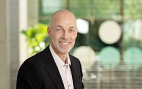 ALK's allergic shock nasal spray distribution lags: "We must break some habits"